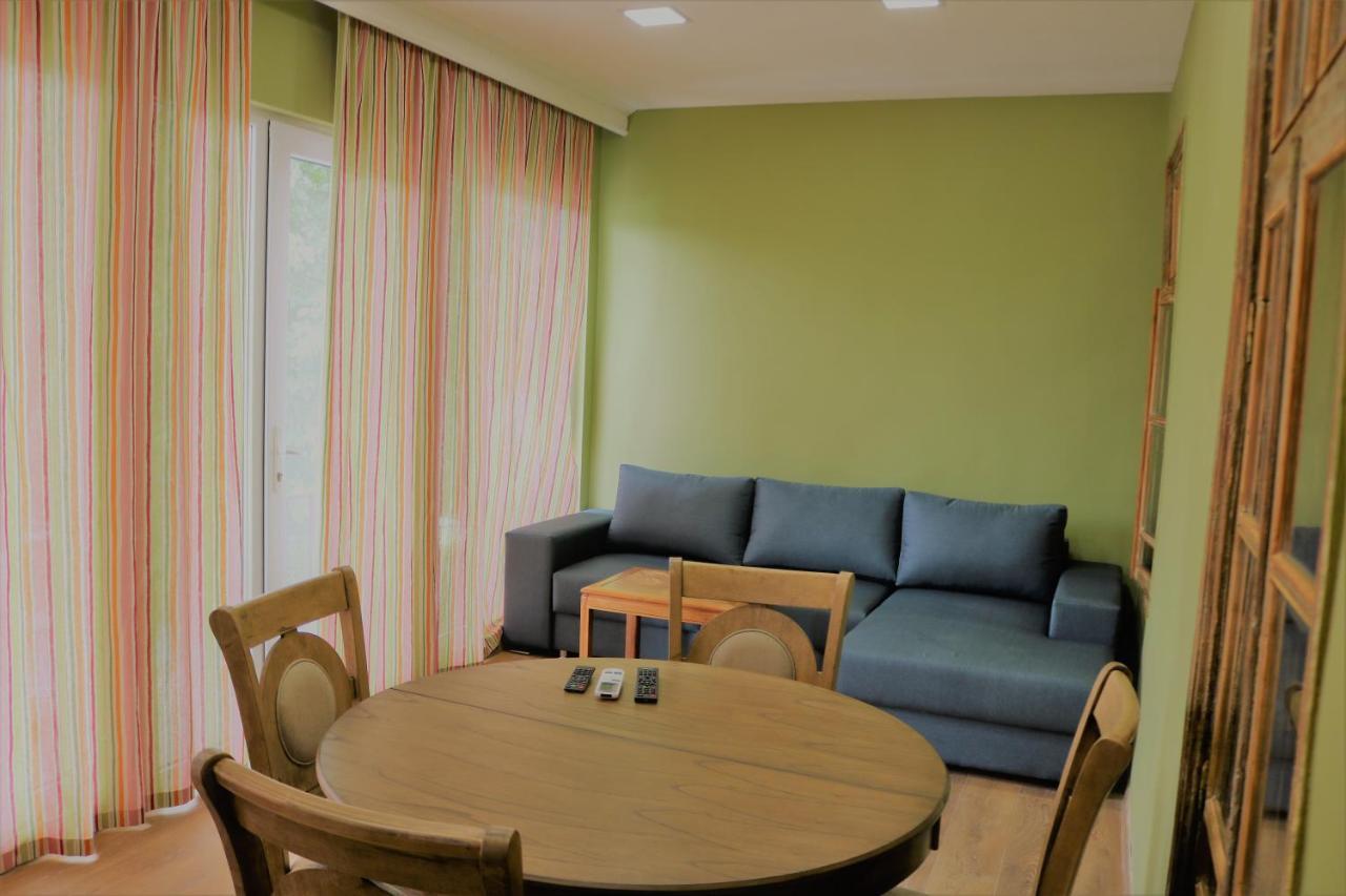 Dilijan Town Inn Esterno foto